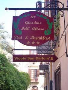 Xtrallusion offers characteristic Bed and Breakfast, B&B, Guest House, Hotel, Albergo and Country Lodge accommodation in Italy. Plus independent self-guided Walking, Adventure, Activity, Skiing and Paragliding Holiday itineraries on the Italian Rivieras, in the Italian Lakes, in the Italian Alps and in some of the most beautiful corners of Italy.